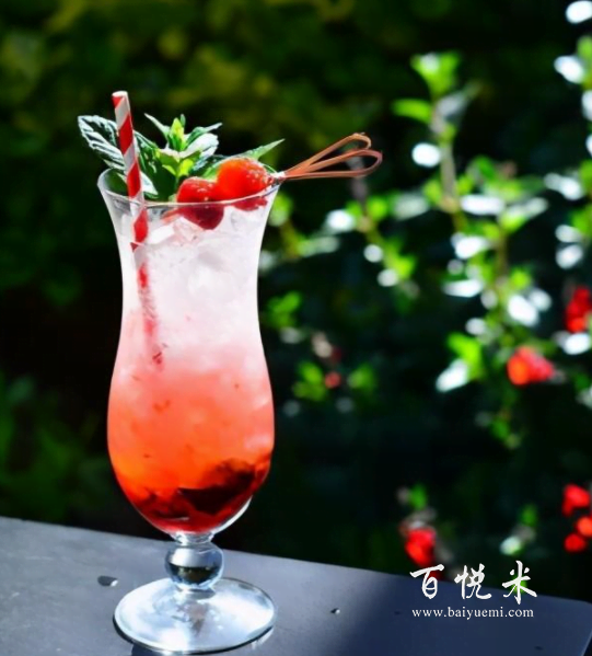 夏日消暑飲品!這8款可在家輕松自制的雞尾酒,一定要試試